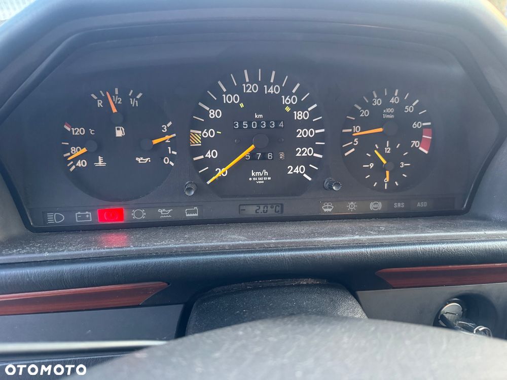 Mercedes-Benz W124 (1984-1993) - 22