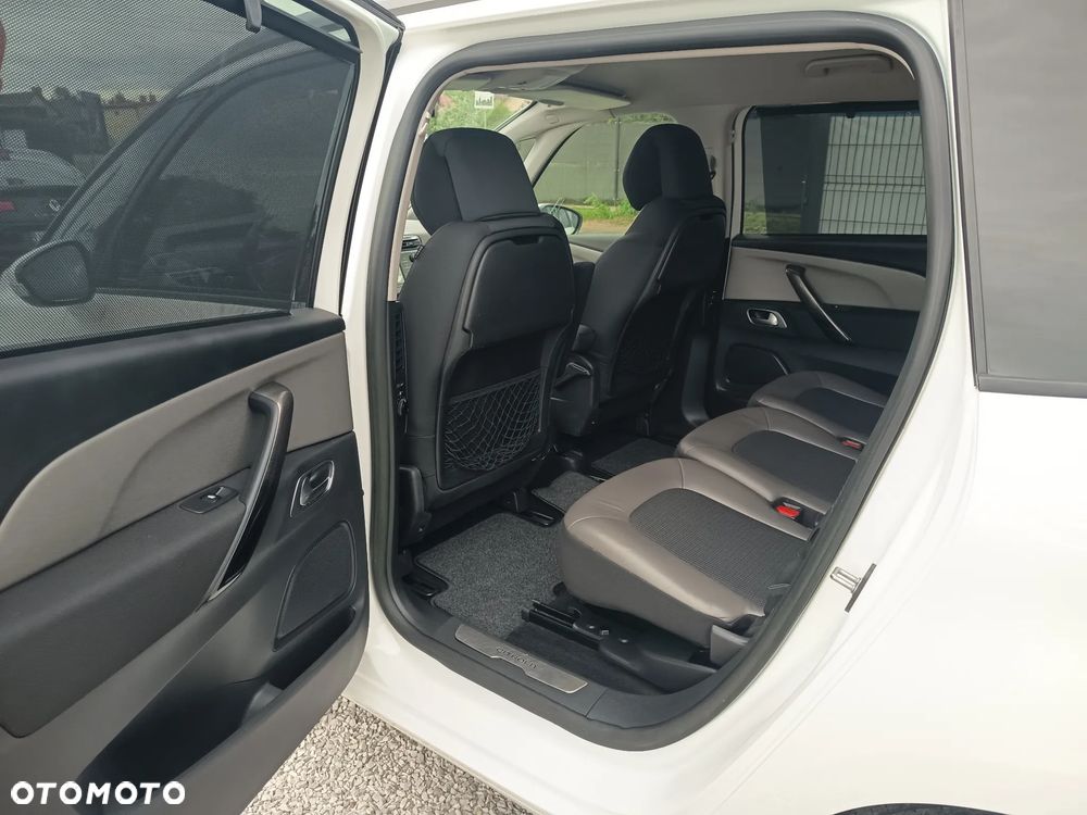 Citroën C4 Grand Picasso BlueHDi 150 Exclusive - 36