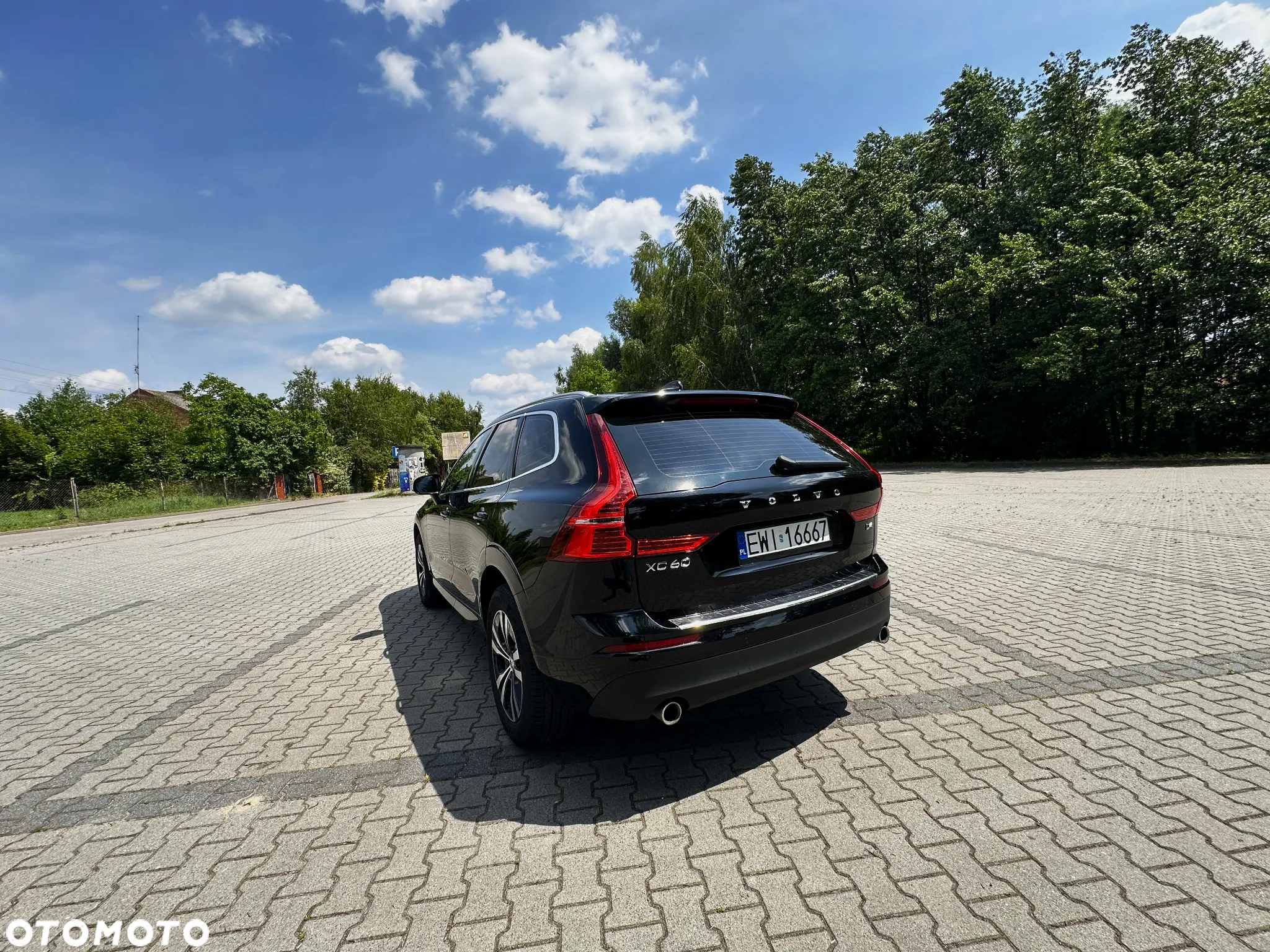 Volvo XC 60 D4 Momentum Pro - 20