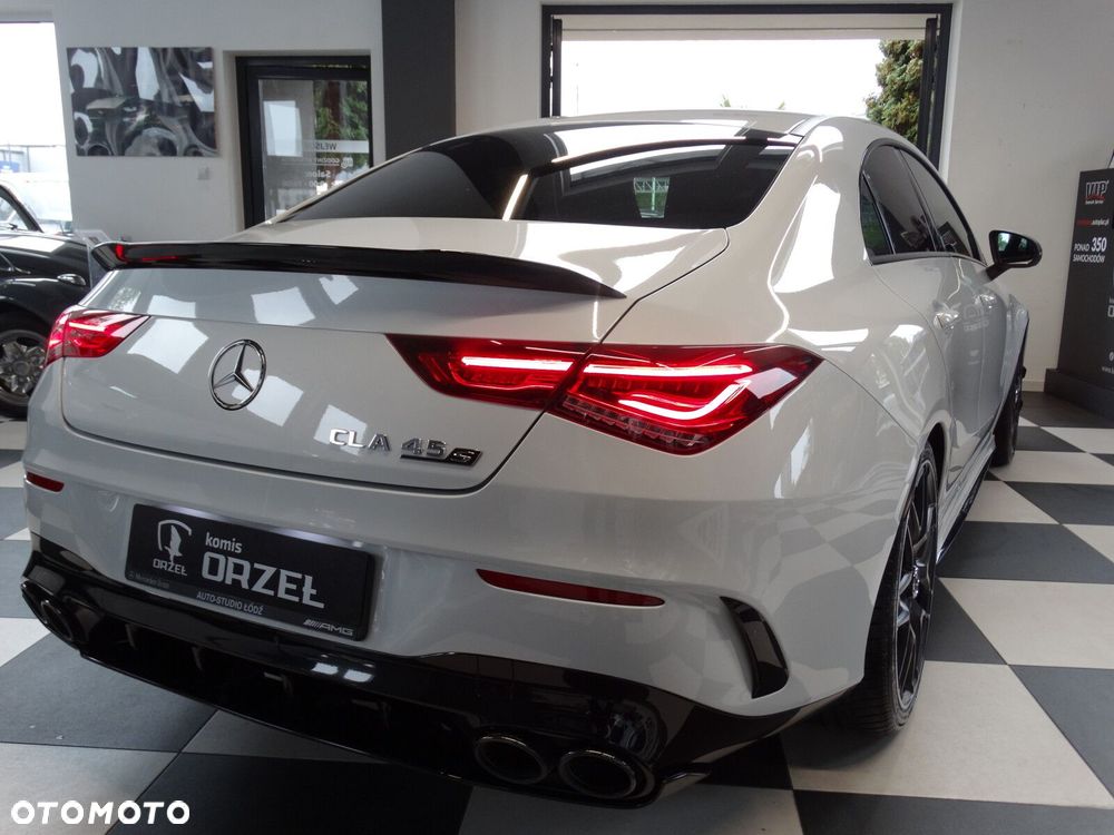 Mercedes-Benz CLA - 6
