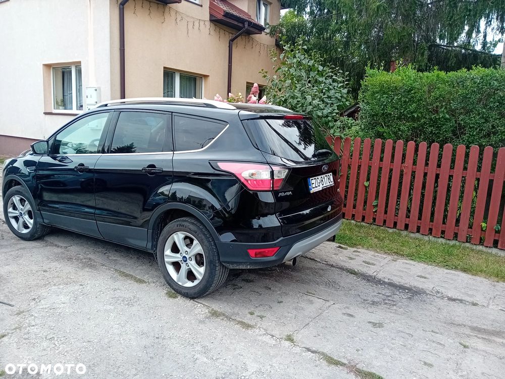 Ford Kuga - 12