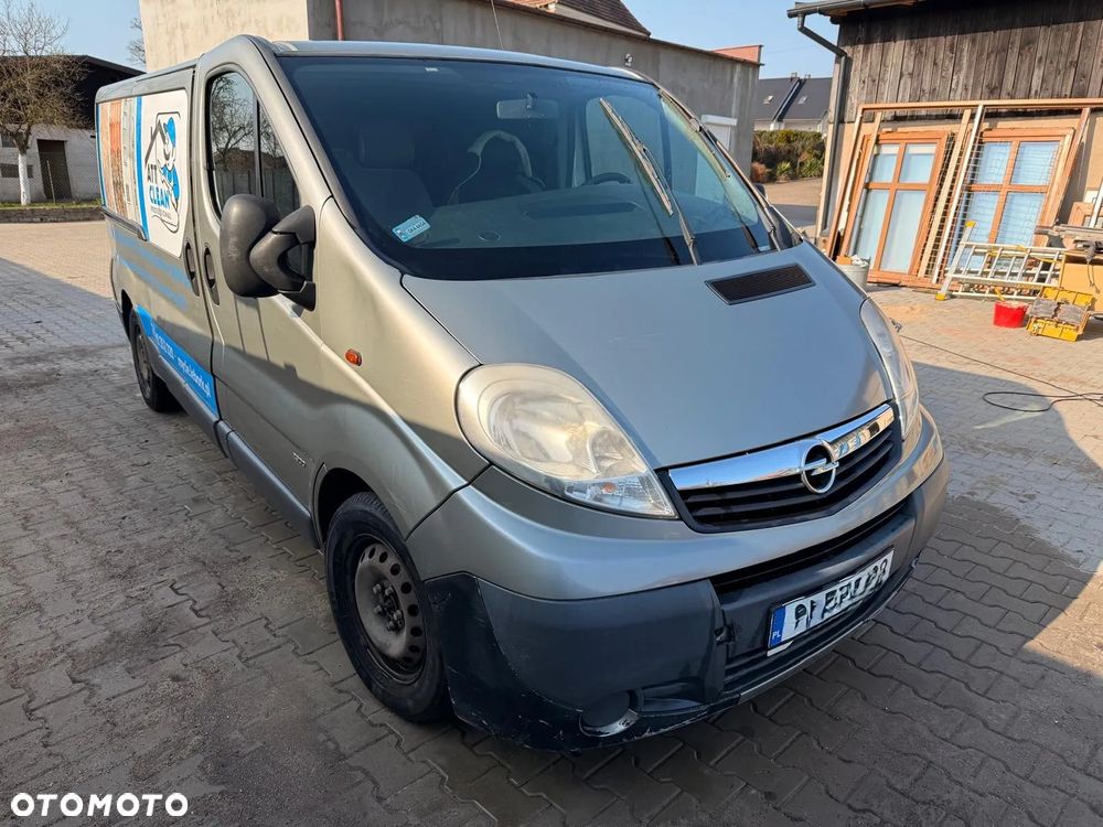 Opel VIVARO - 2