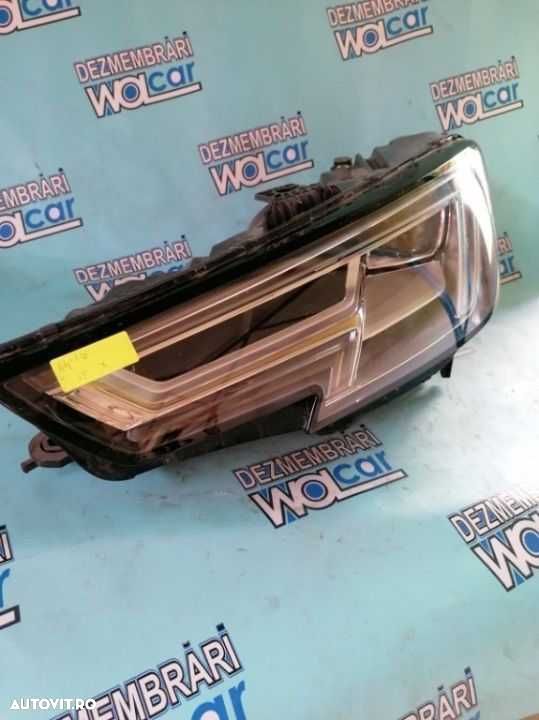 Far Stanga Xenon Led Audi A4 2016 COD:8W0941033 - 1