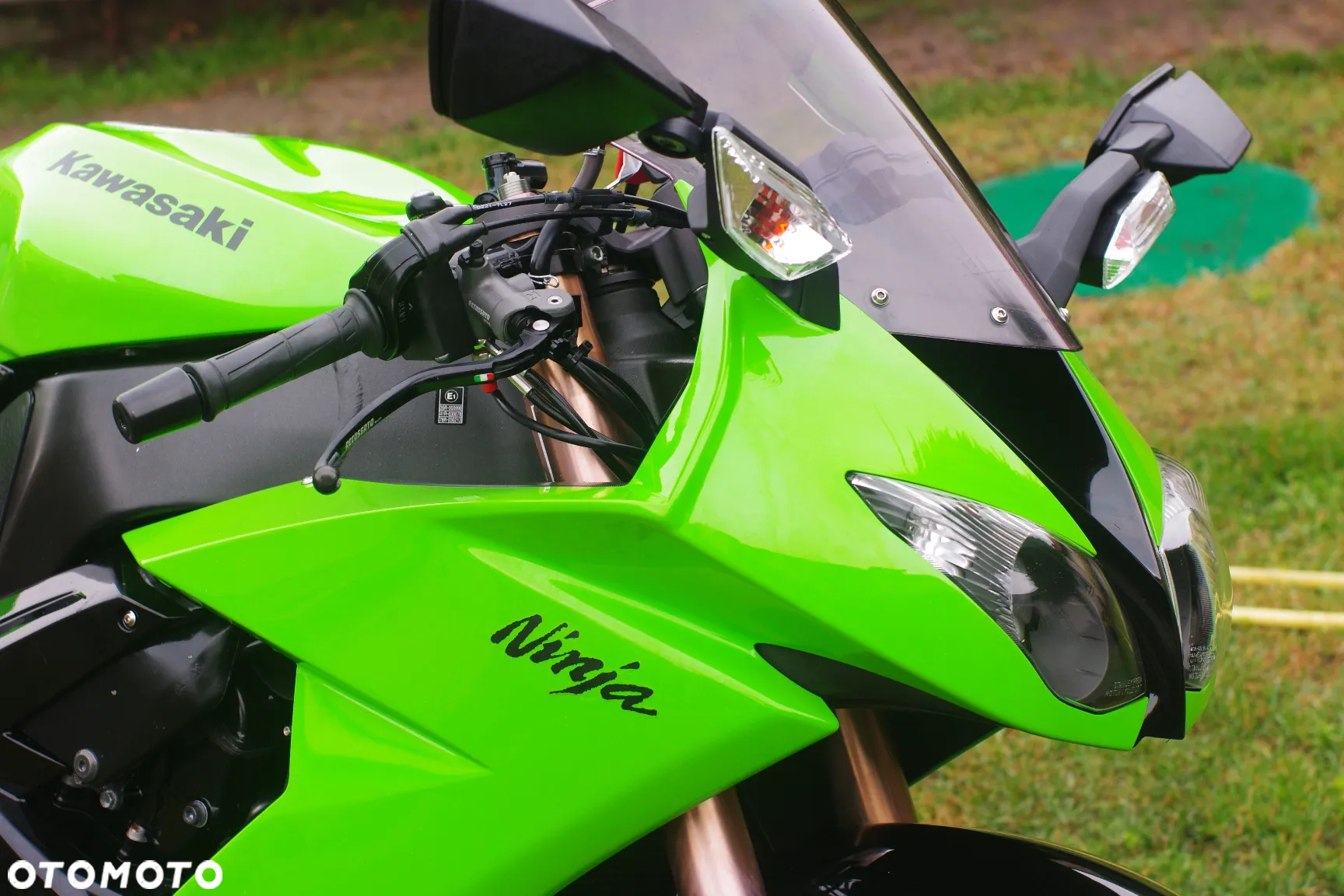 Kawasaki Ninja - 11