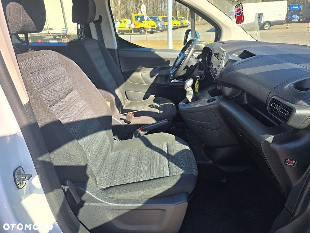 Opel Combo - 18