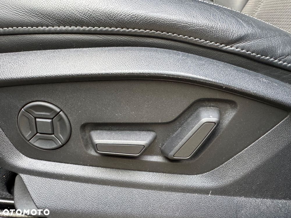 Audi Q7 50 TDI mHEV Quattro S Line Tiptr - 12