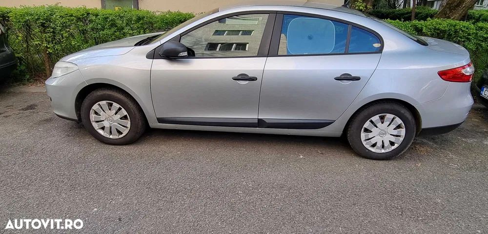 Renault Fluence 1.6 16V Authentique - 6