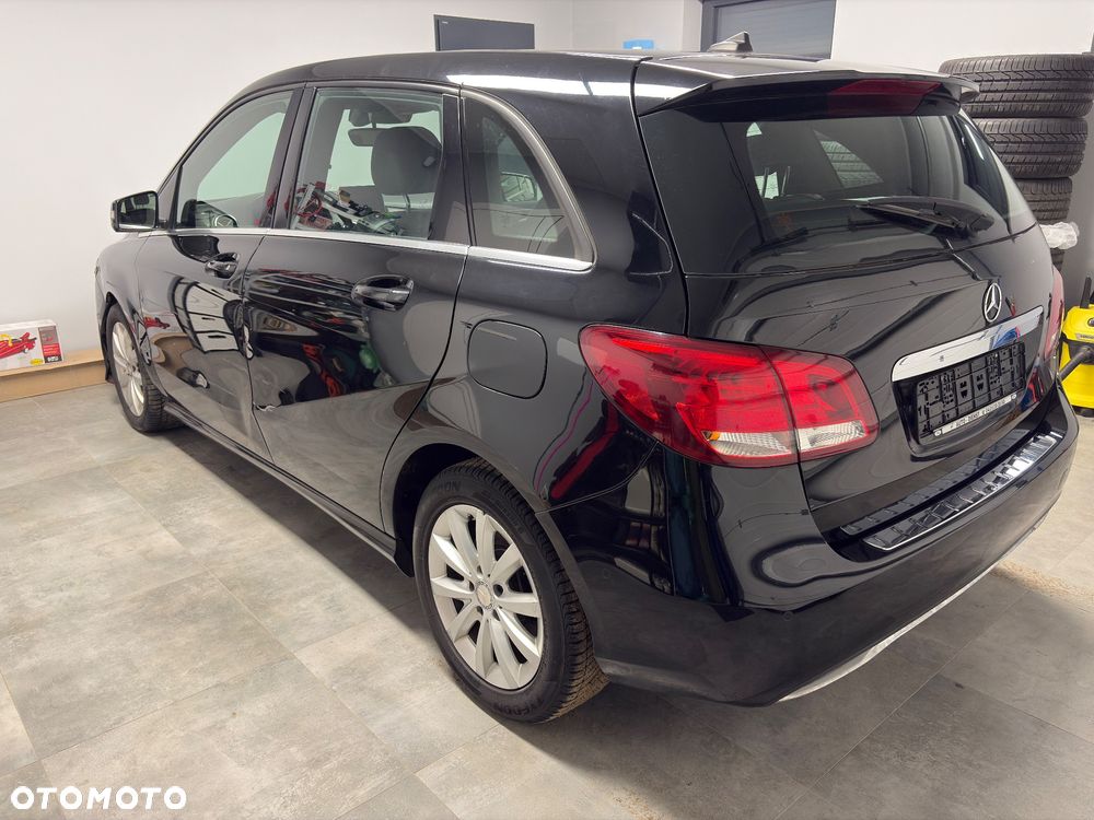Mercedes-Benz Klasa B 200 d 7G-DCT Edition - 3