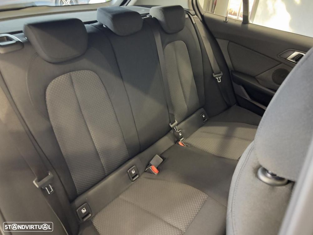 BMW 116 d Advantage Auto - 9