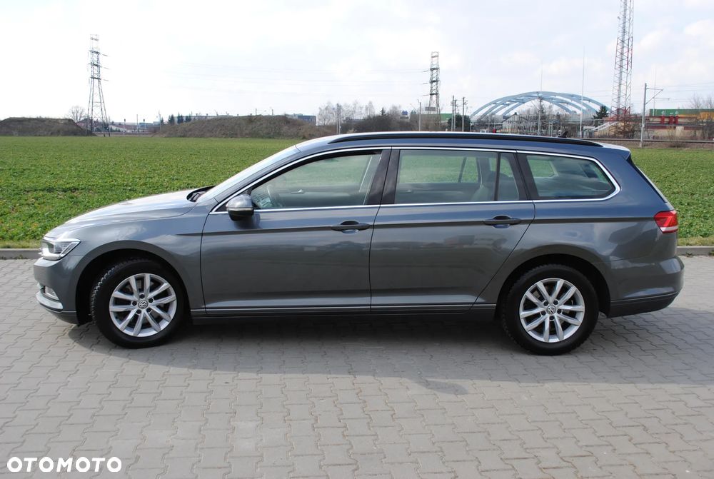 Volkswagen Passat - 6