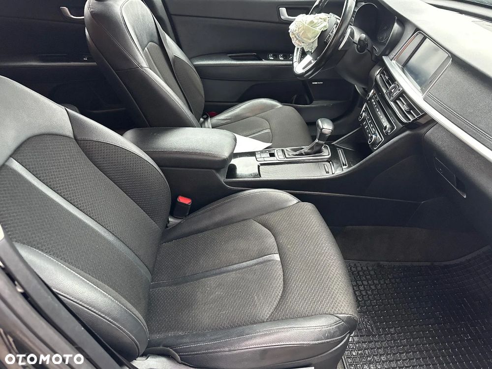 Kia Optima 1.6 T-GDI L DCT - 35