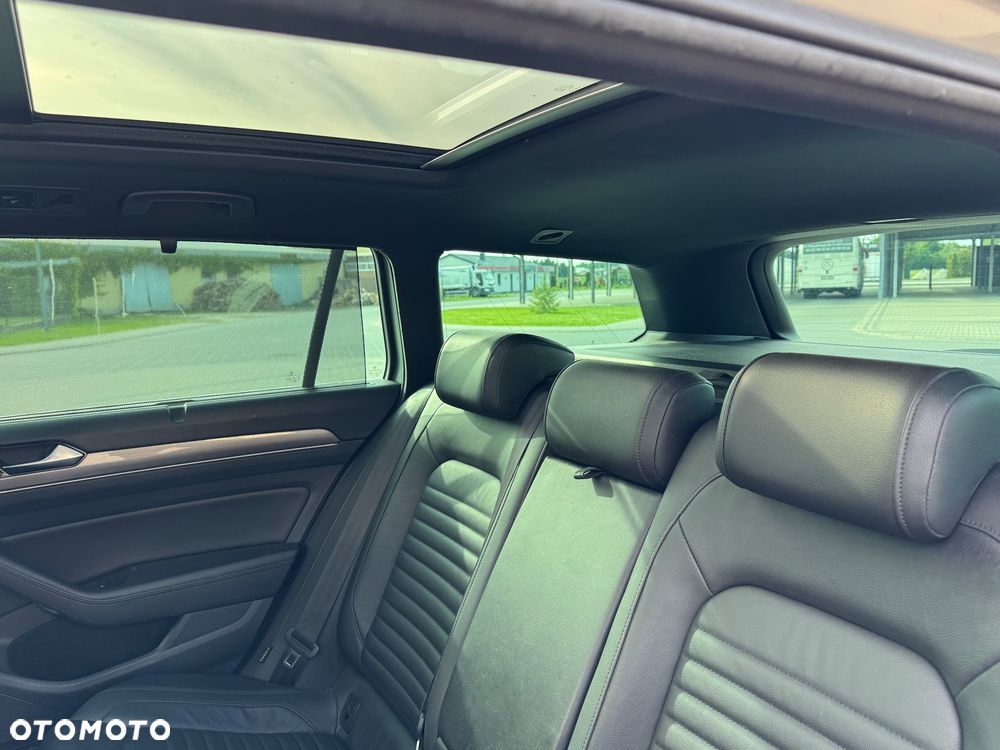 Volkswagen Passat Alltrack - 11