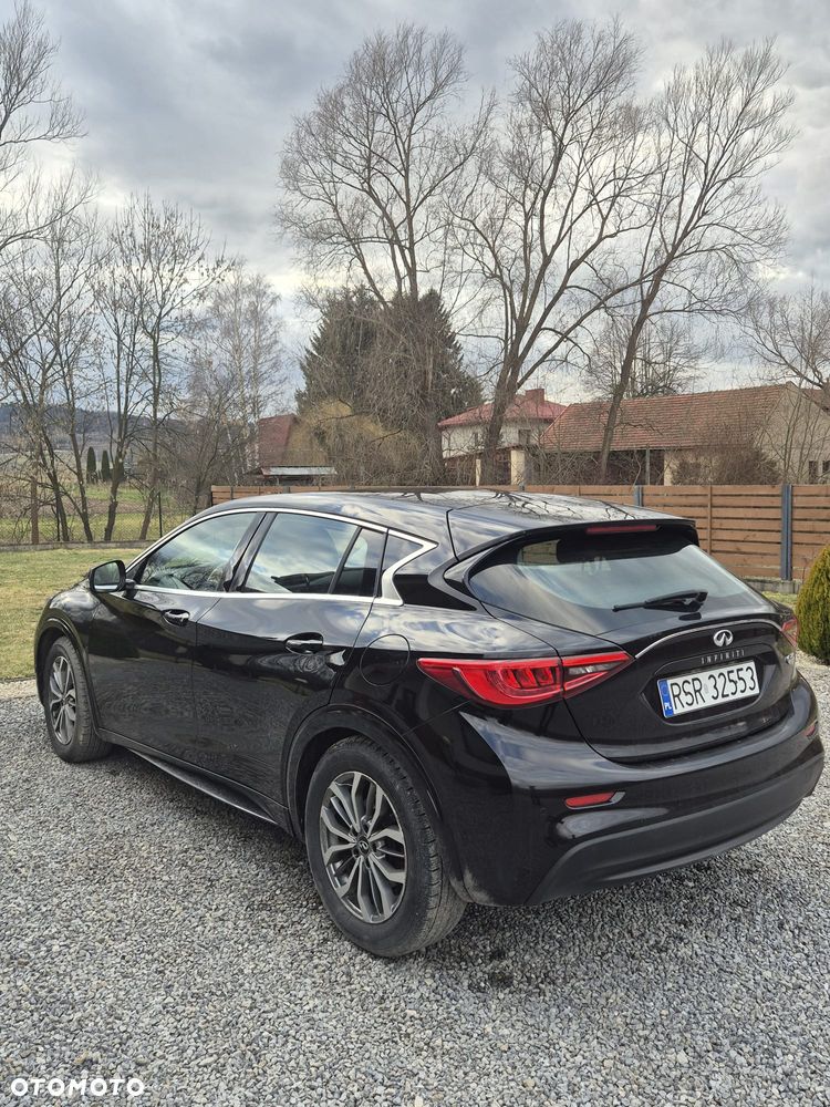 Infiniti Q30 1.5d DCT Premium - 13