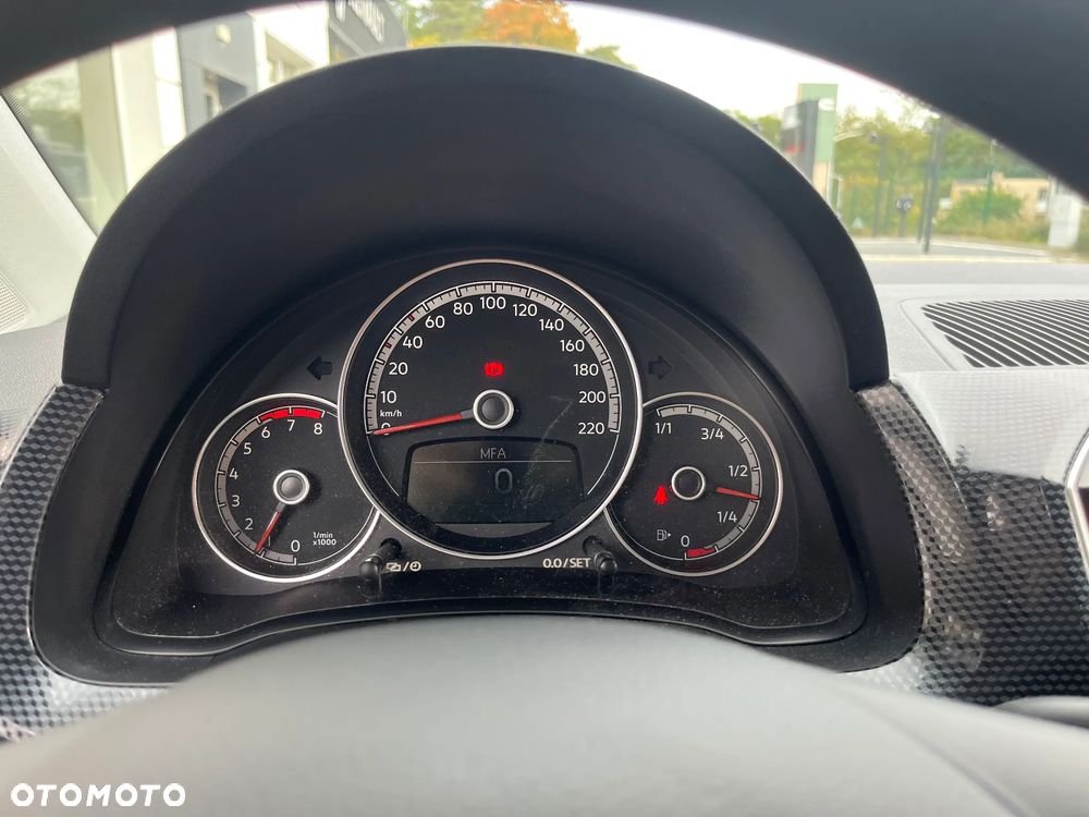 Volkswagen up! 1.0 move - 24