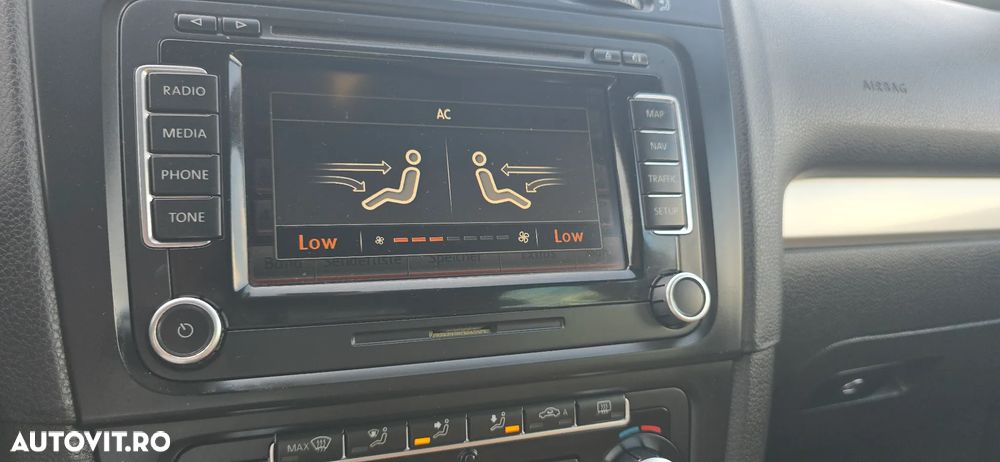 Volkswagen Golf 1.4 TSI Individual - 23