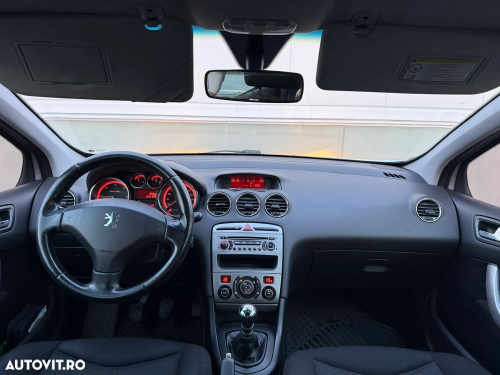 Peugeot 308 1.6HDi Confort Pack - 6