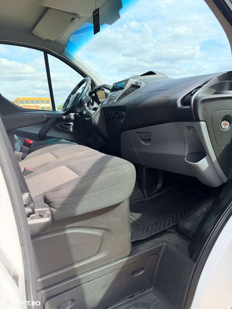 Ford Transit Custom - 11