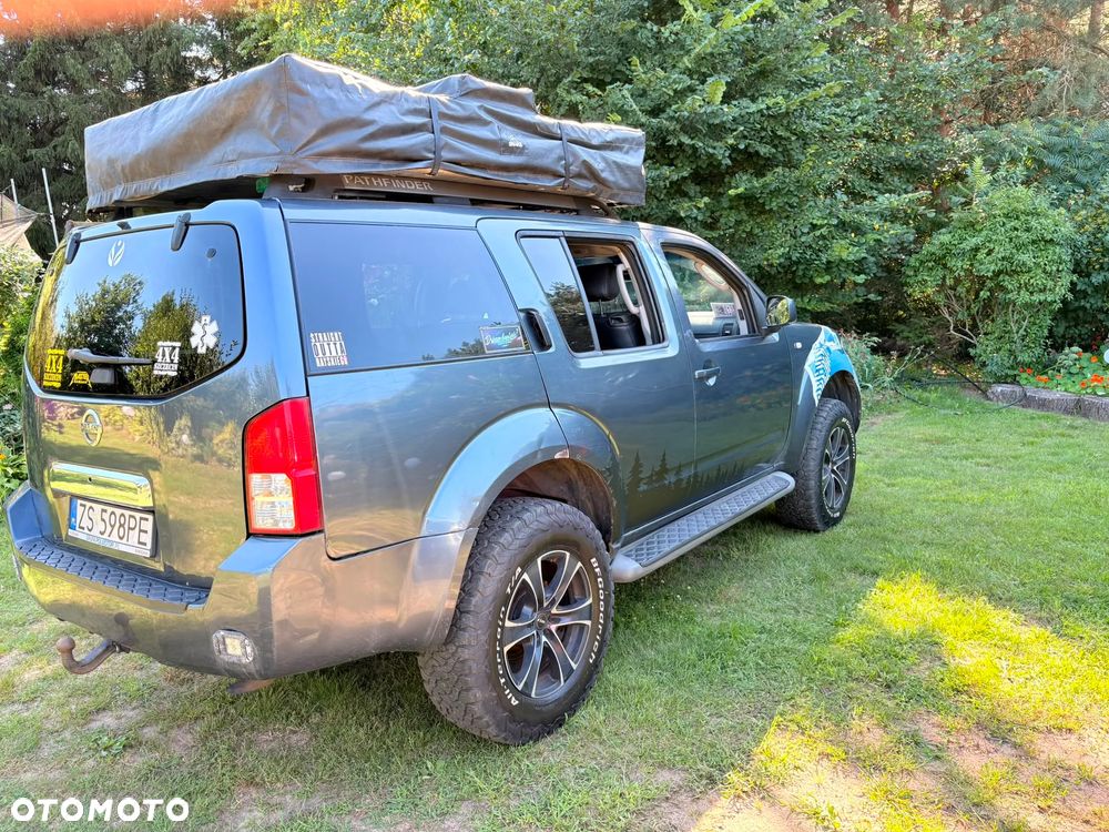 Nissan Pathfinder 2.5 DCi Elegance + - 7