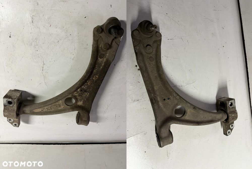 AUDI Q3 8U TIGUAN I WAHACZ PRAWY LEWY PRZÓD - 1