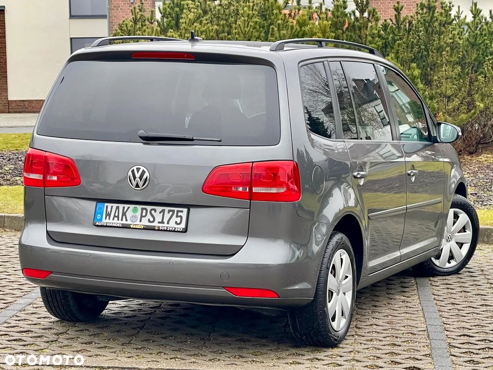 Volkswagen Touran 2.0 TDI DSG Highline - 11