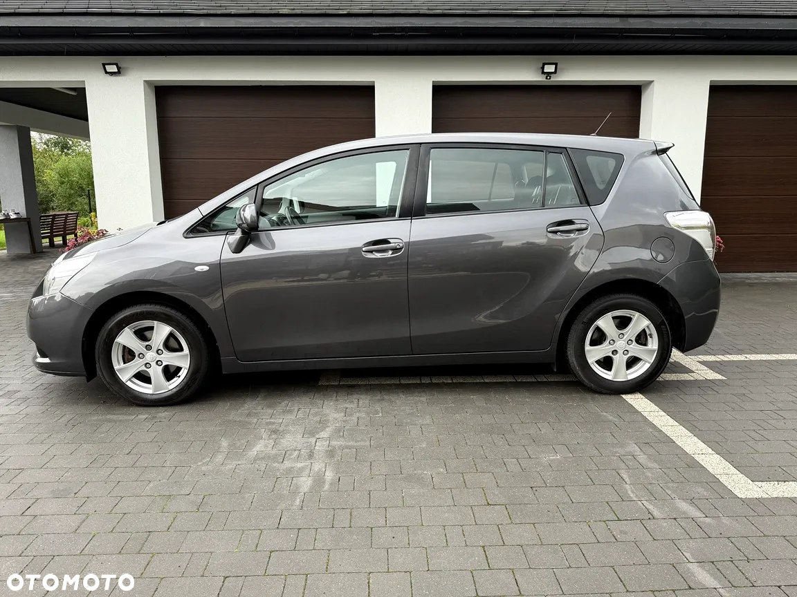 Toyota Verso 1.8 Edition - 3