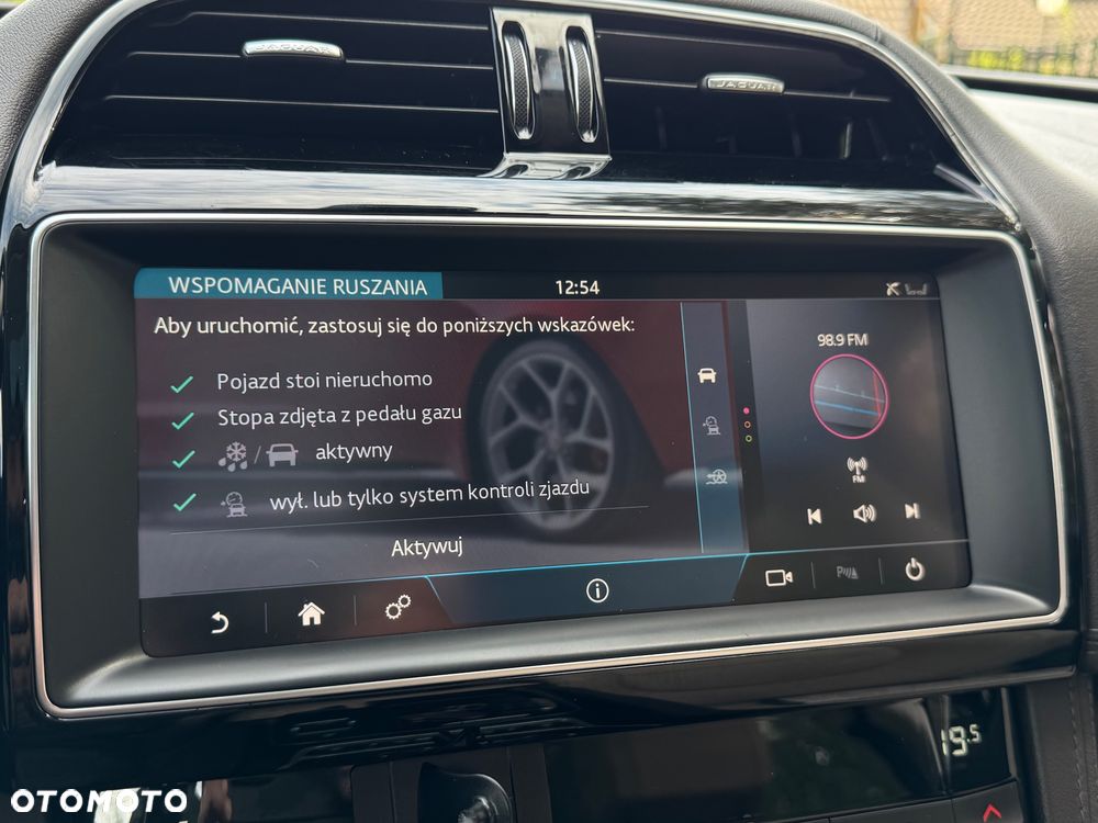 Jaguar F-Pace 25t AWD Prestige - 36