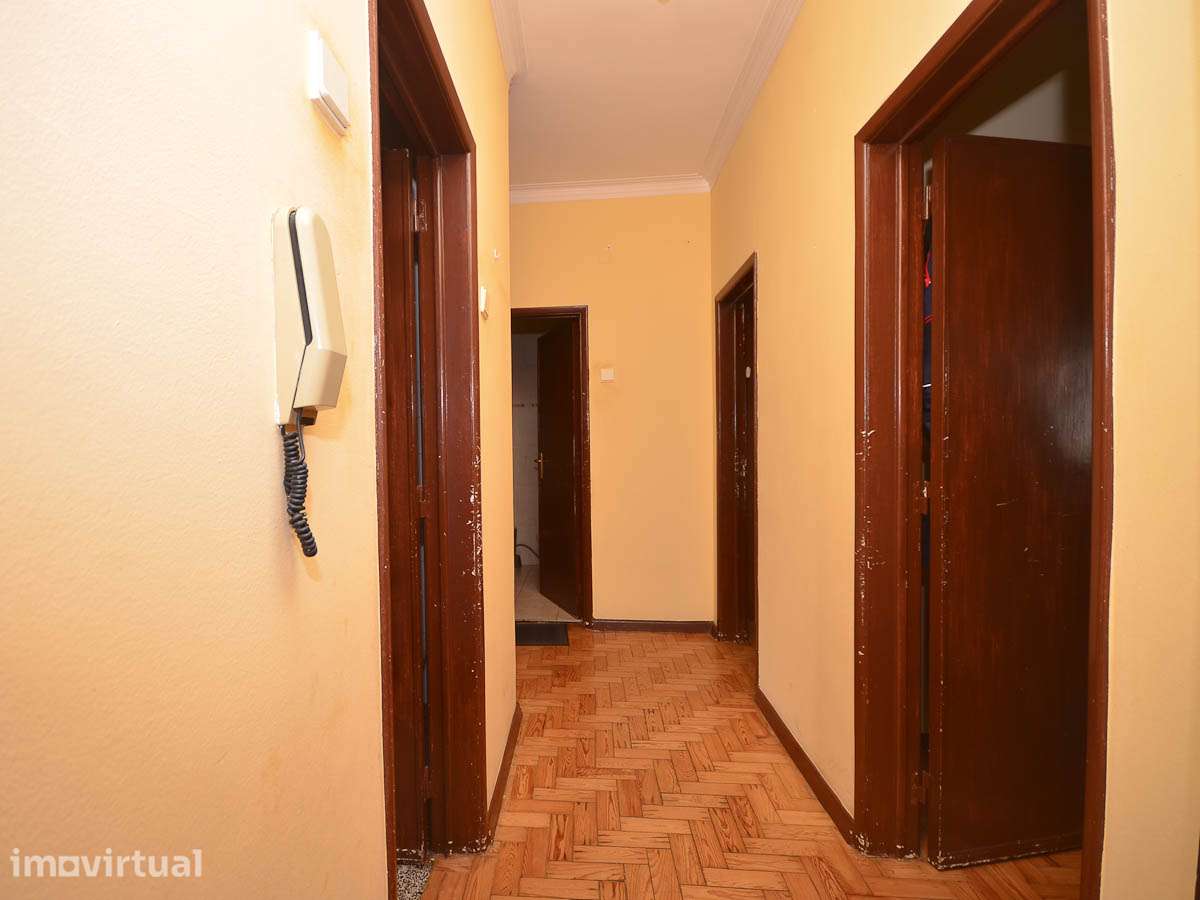 Apartamento T2 Mobilado - Grande imagem: 5/19