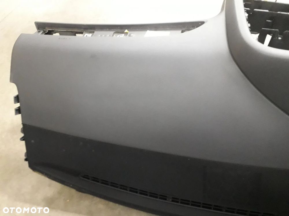 deska rozdzielcza kokpit europa A6 C6 2.0 FSI TFSI BPJ - 3