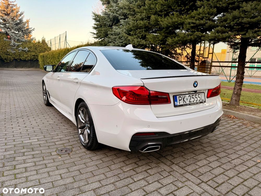 BMW Seria 5 518d M Sport - 6