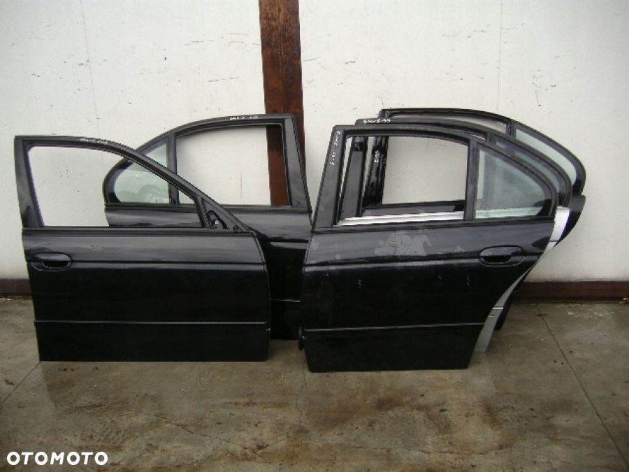 BMW E39 KLAMKA ZAMEK DRZWI lewe tylne tył - 1