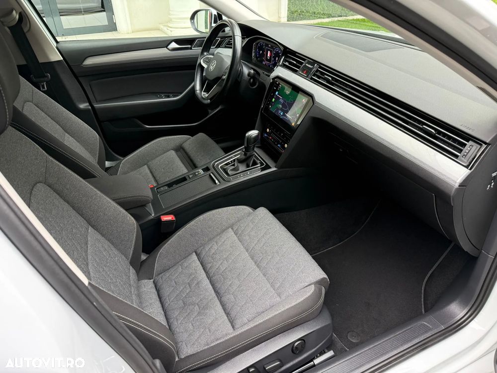 Volkswagen Passat 2.0 TDI SCR DSG Business - 4