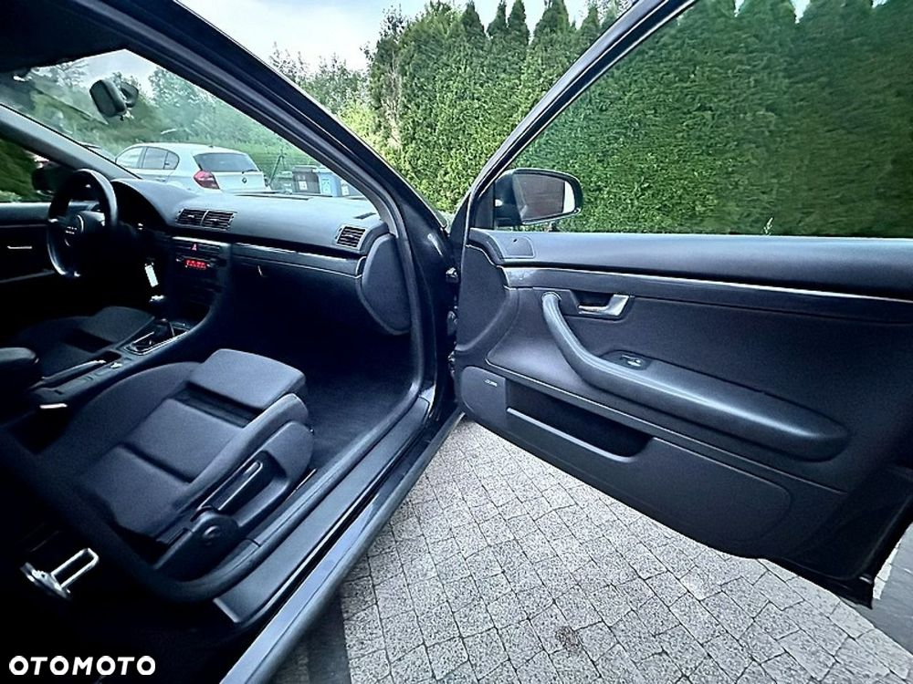 Audi A4 Avant - 13