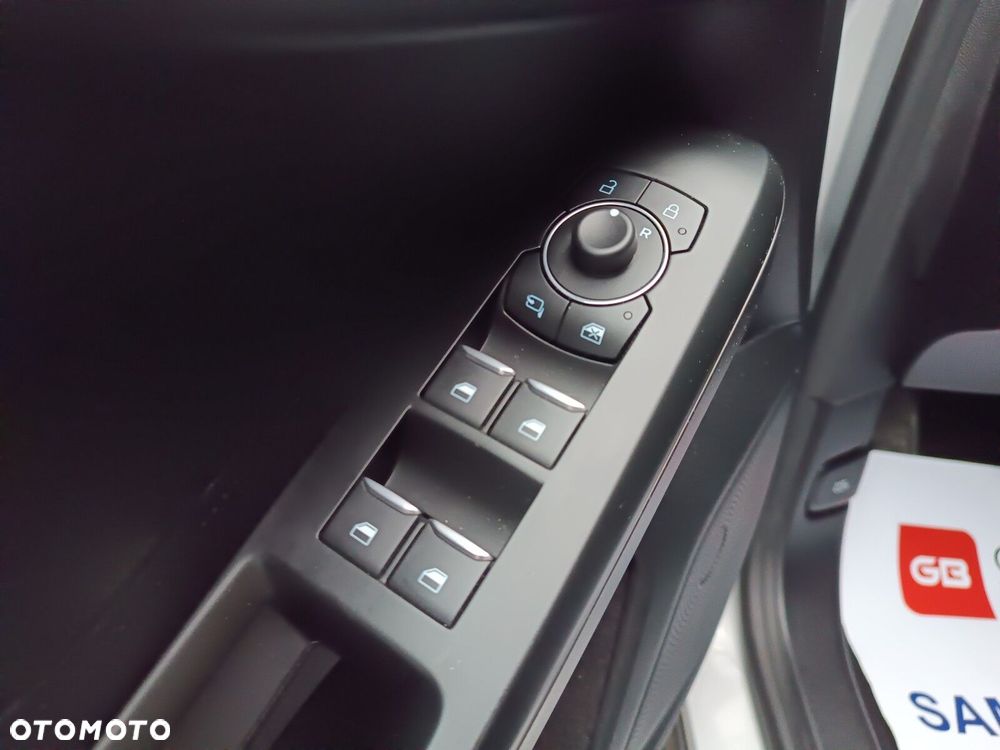 Ford Focus 1.0 EcoBoost Titanium - 26