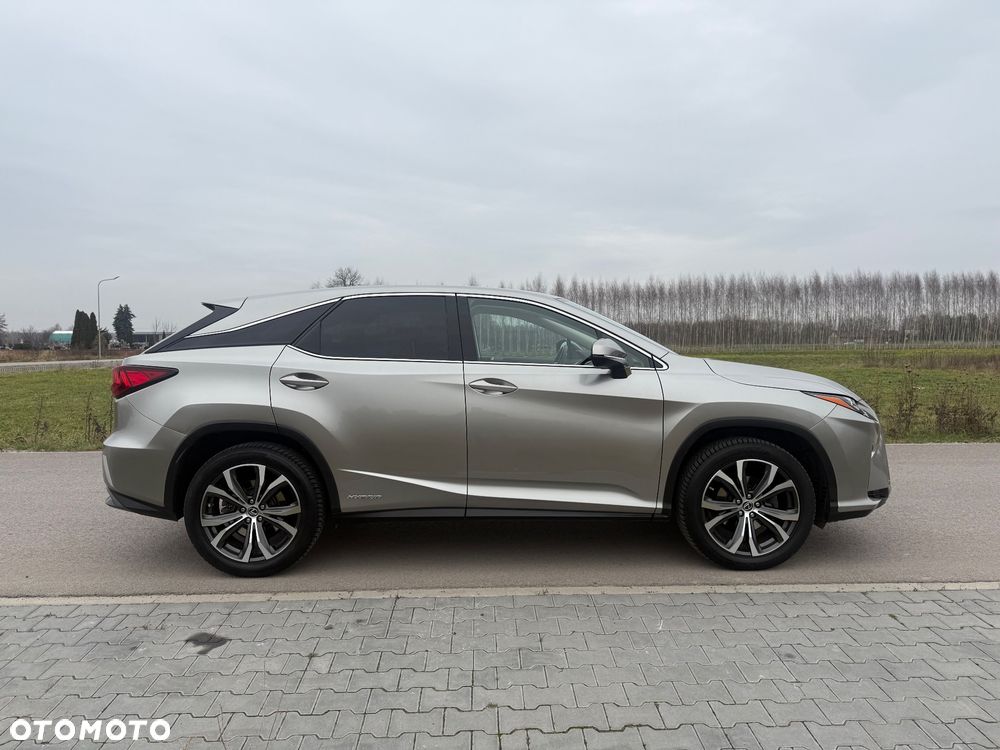 Lexus RX 450h (hybrid) - 8
