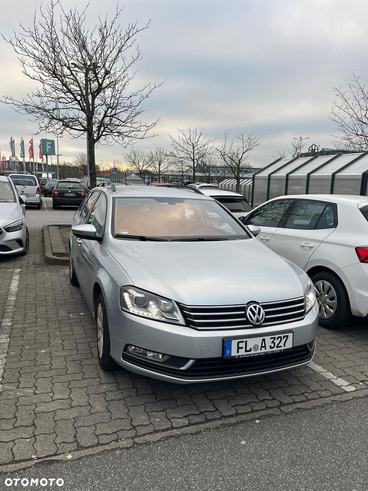 Volkswagen Passat 2.0 TDI 4Motion DSG BlueMotion Tech Comfortline - 26