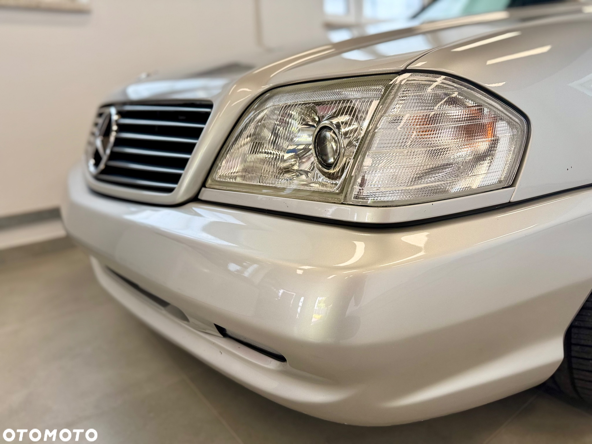 Mercedes-Benz SL 500 - 13