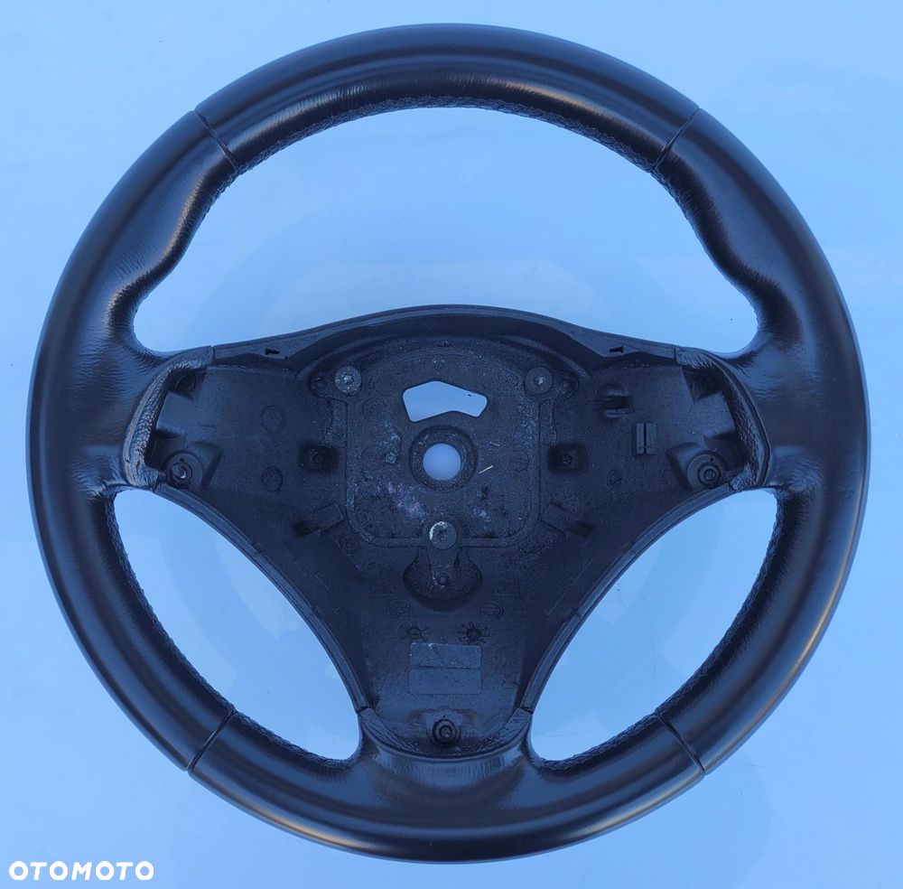 KIEROWNICA BMW E90 E91 E92 E93 E81 E82 E87 E88 X1 E84 SPORT 334 BARDZO ŁADNA - 1