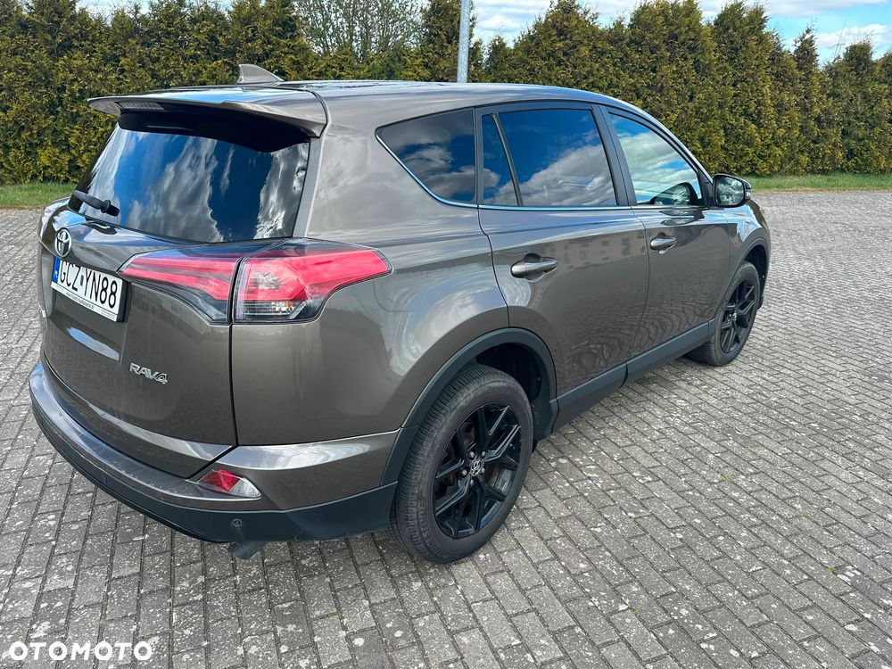 Toyota RAV4 2.0 D-4D Prestige 4x2 - 2