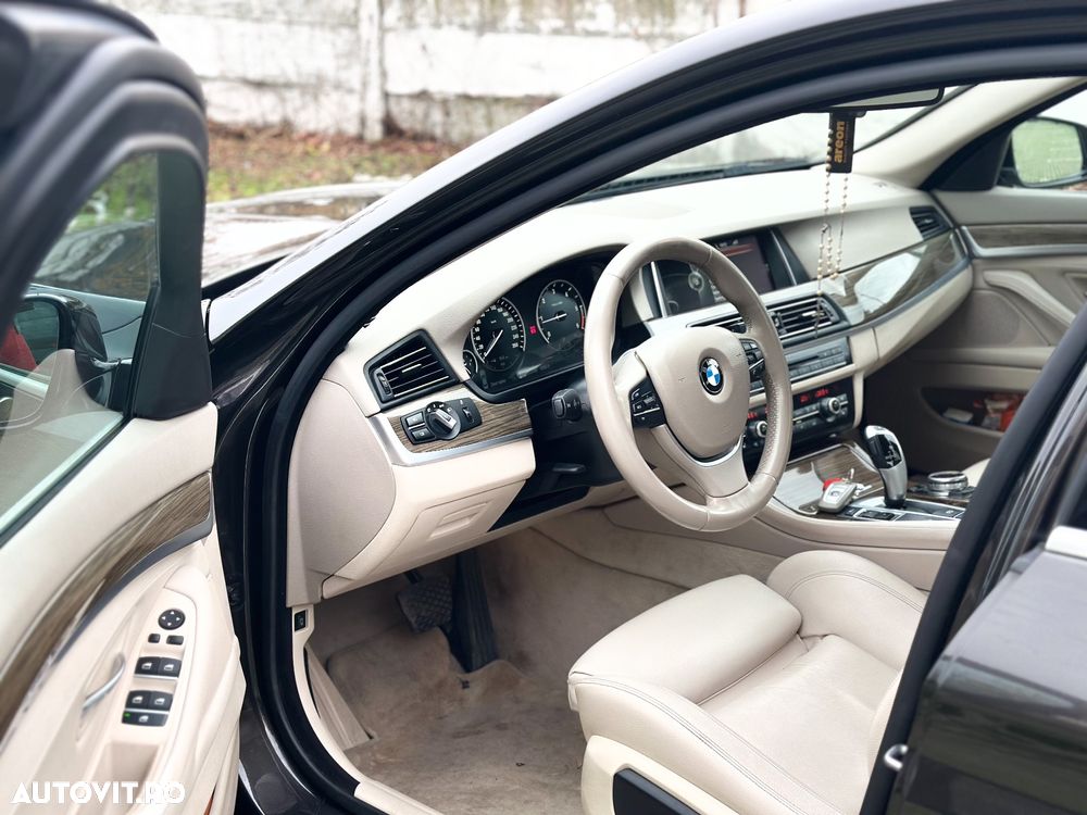 BMW Seria 5 ver-520d-touring-aut-luxury-line - 15