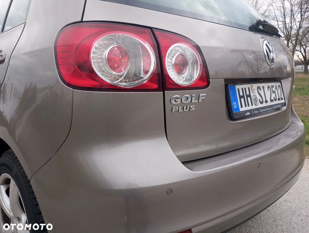 Volkswagen Golf Plus - 15