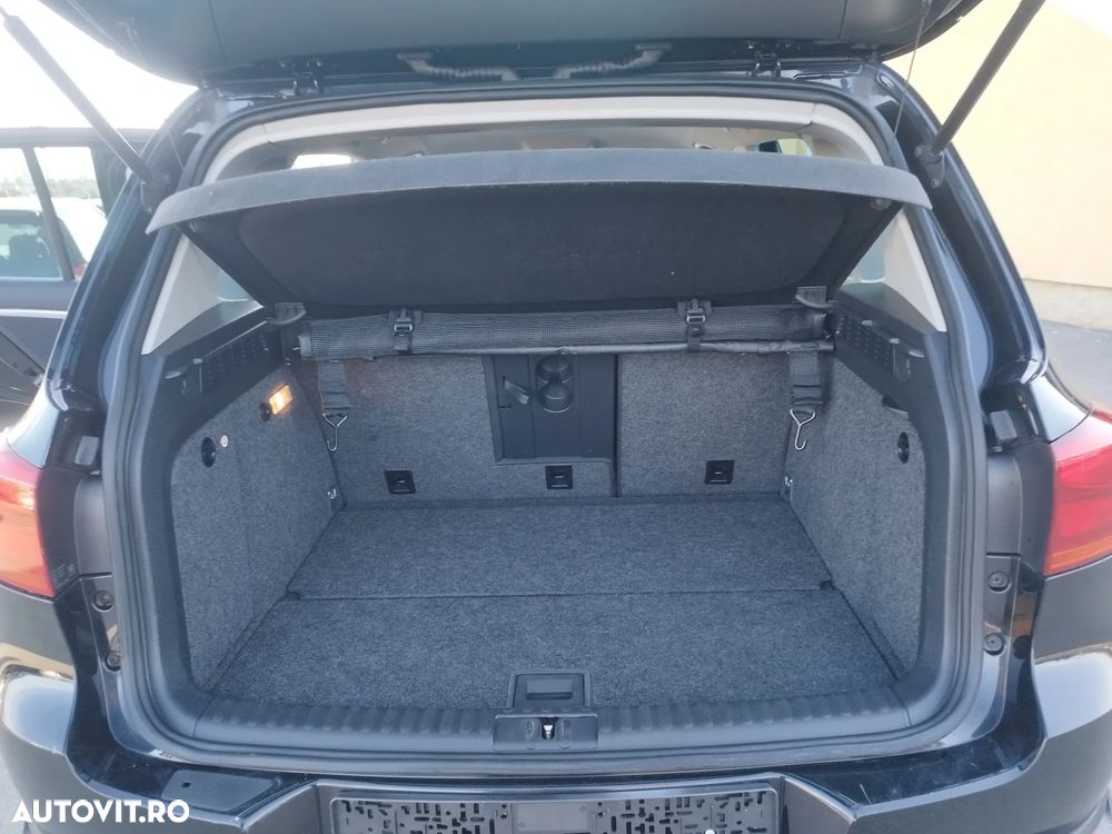 Volkswagen Tiguan - 9