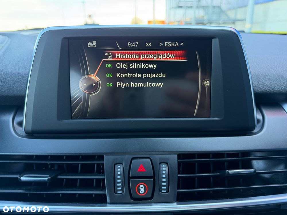 BMW Seria 2 218d Sport Line - 34