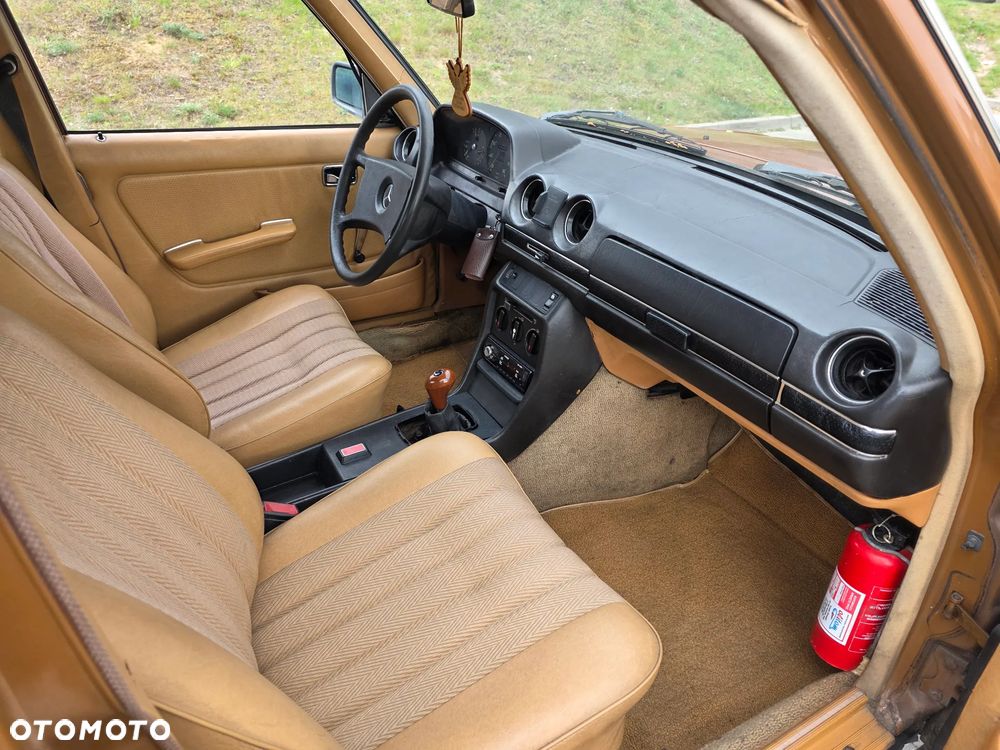 Mercedes-Benz W123 - 6