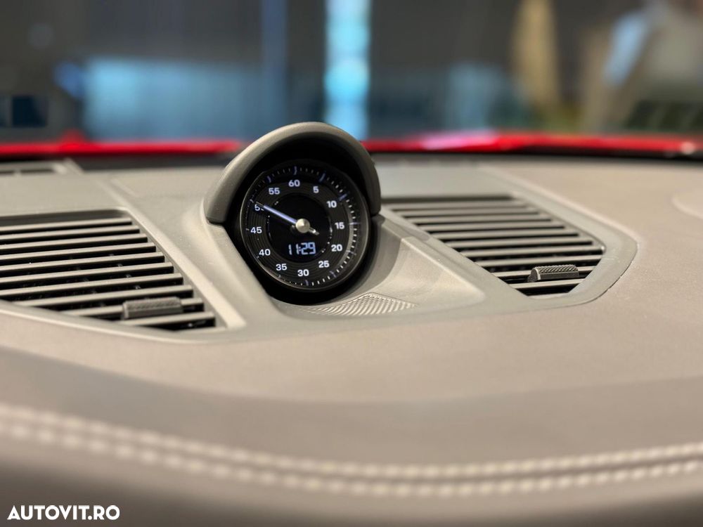 Porsche 911 4 PDK - 28