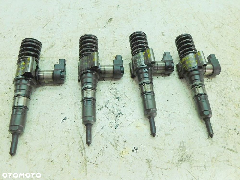 VW PASSAT B6 07r 2.0TDI BMR KOMBI POMPOWTRYSKIWACZ WTRYSK 03G130073T - 3