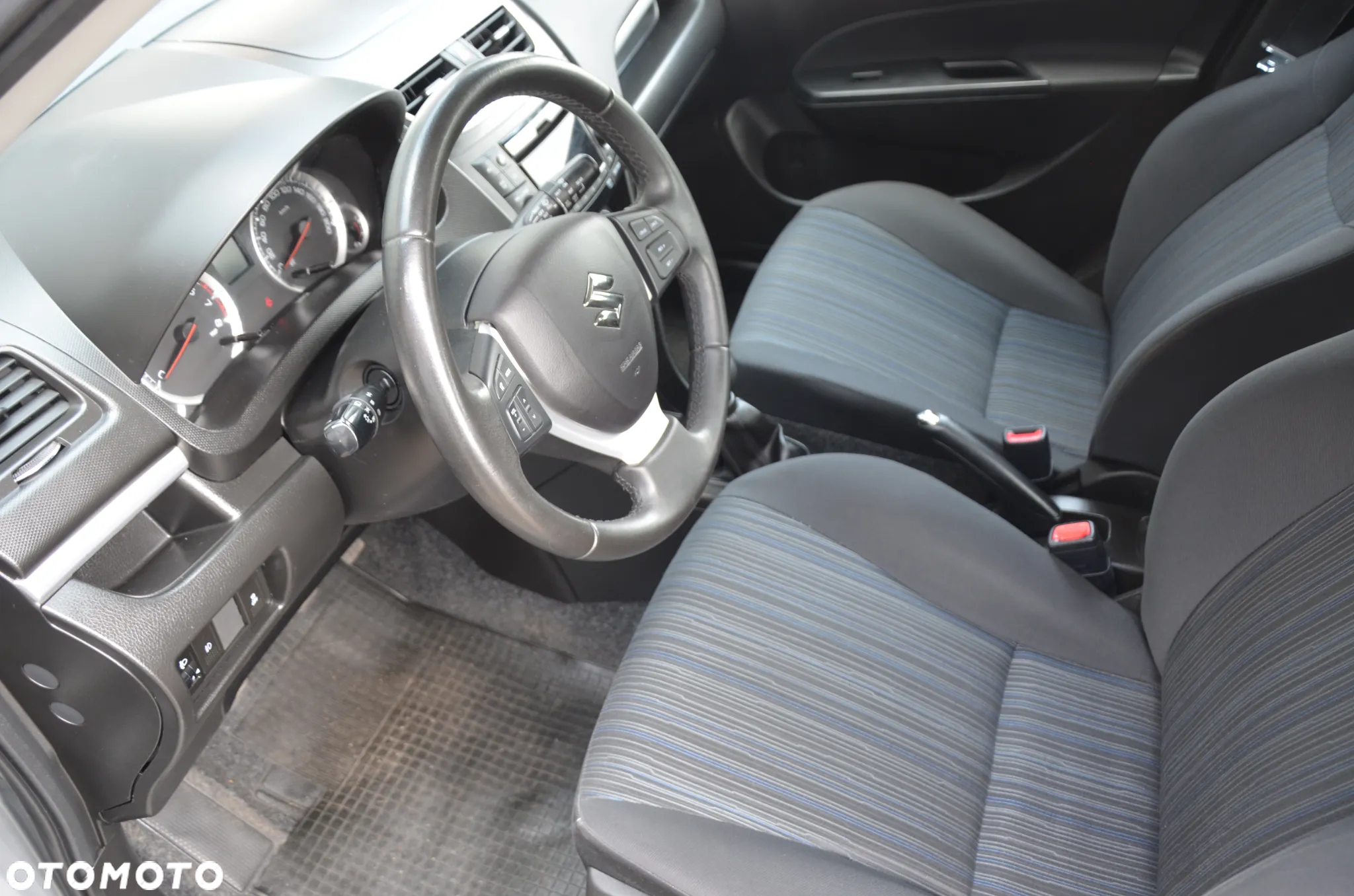 Suzuki Swift - 9