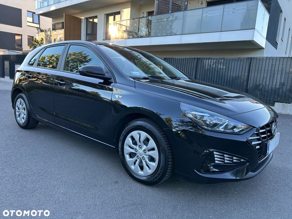 Hyundai i30 1.5 DPI Modern - 33
