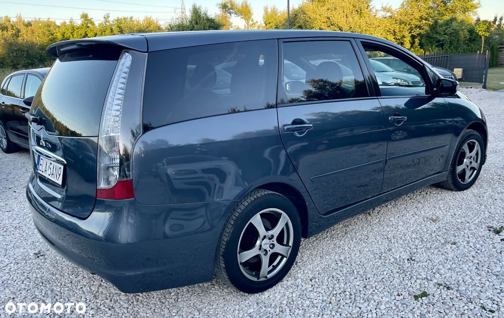 Mitsubishi Grandis 2.4 Inform - 21