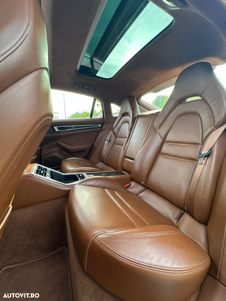 Porsche Panamera 4 E-Hybrid - 19