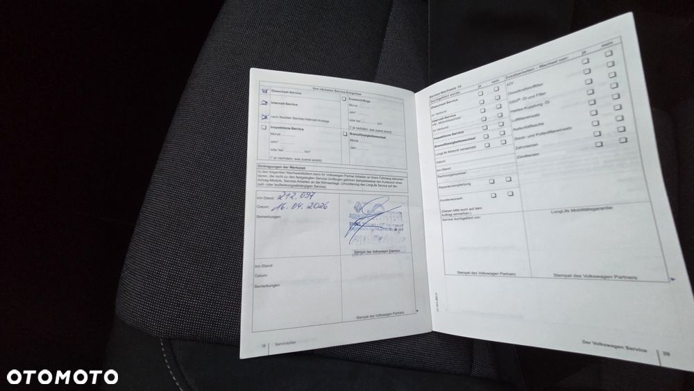 Volkswagen Golf - 37